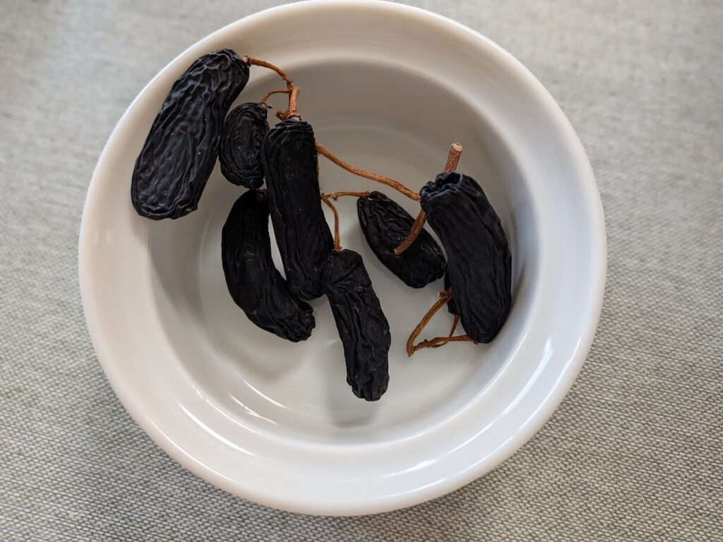 枝付きレーズンはどこで売ってる?